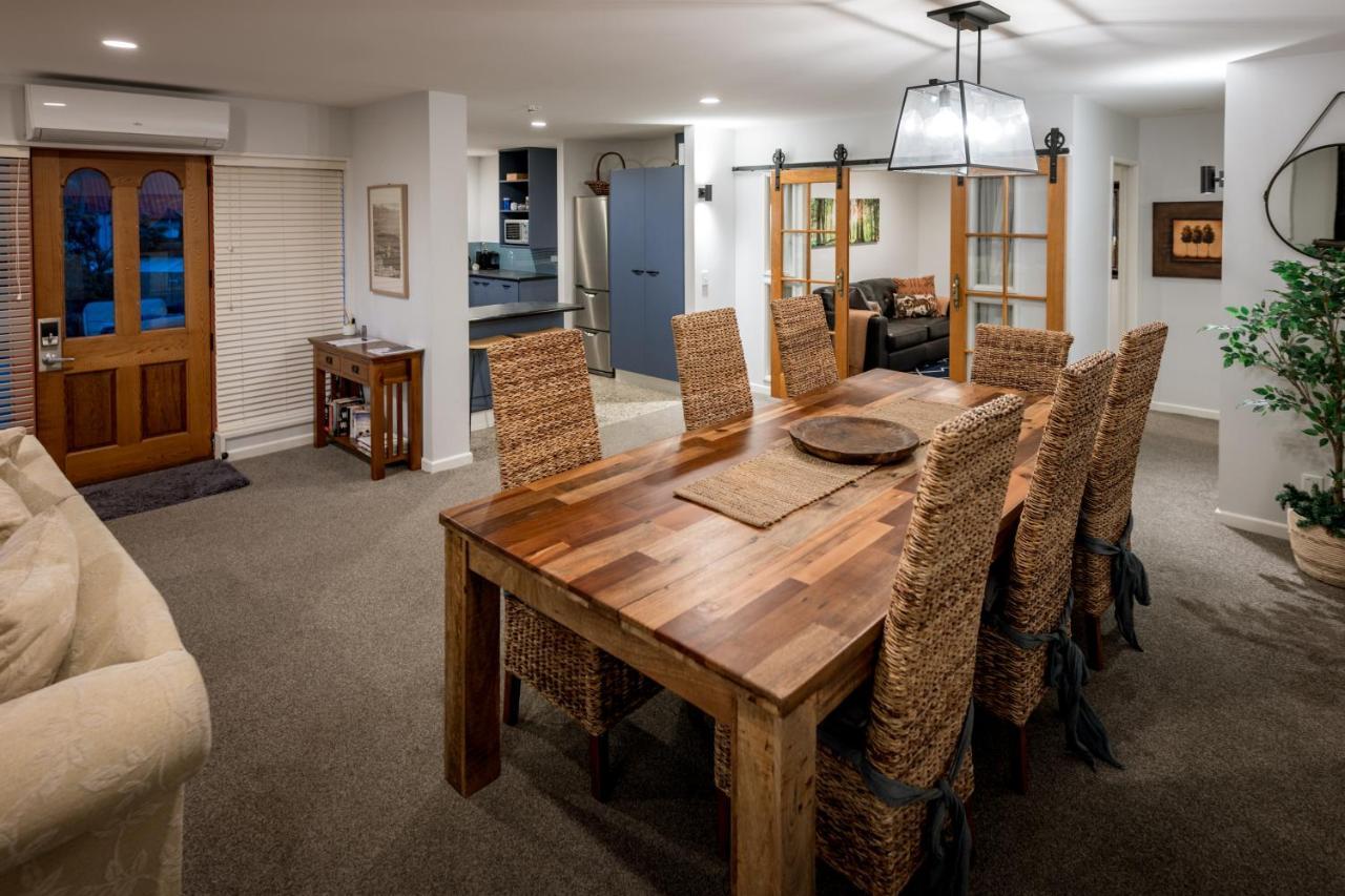 Magnificent Apartment With Great Views! Queenstown Exterior photo